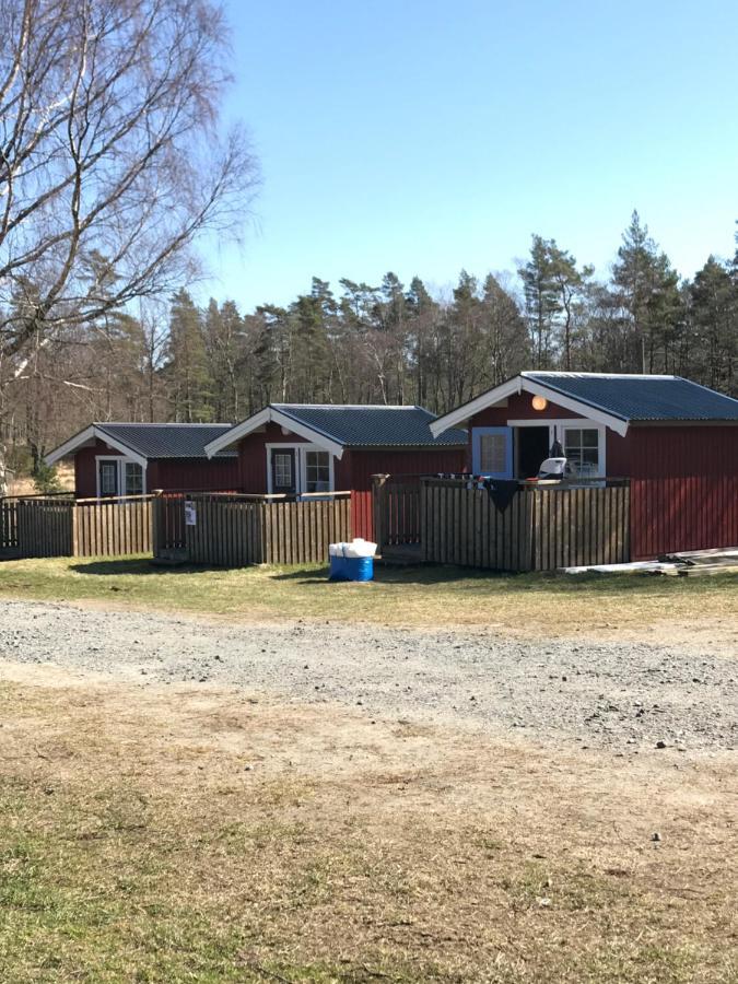 Bjoersjoeas Vildmark - Small Camping Cabin Close To Nature Olofstorp Экстерьер фото